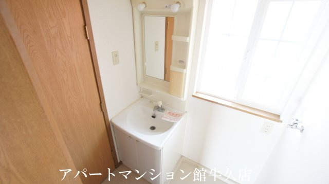 フラワKの洗面所