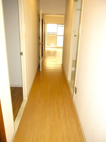 ライオンズマンション神戸本山の玄関