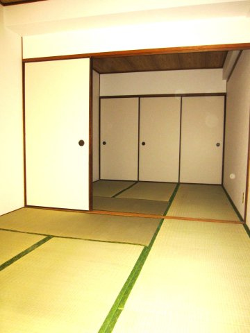 ライオンズマンション神戸本山の居間・リビング