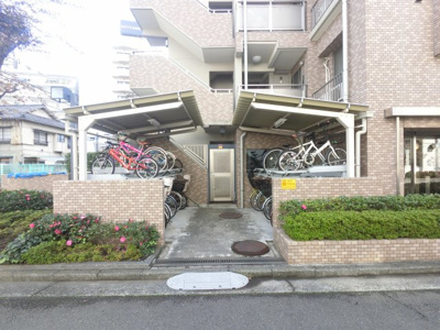 【駐車場】 | シティウインズ東神奈川 | 駐輪場