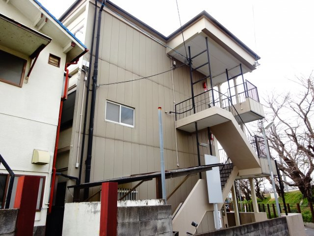 狭山南マンションのエントランス