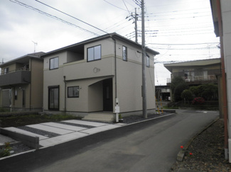 【前面道路含む現地写真】 | 前面道路含む現地写真です