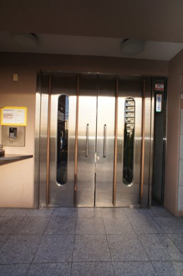 【エントランス】 | キューブ東塚口