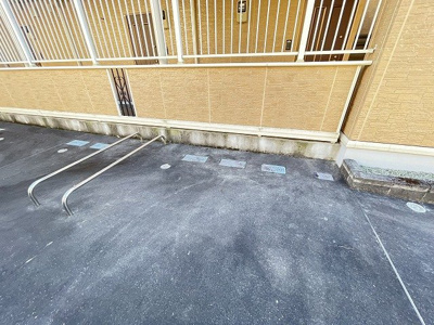 【その他】 | コモド・シティオ | 敷地内にバイク置き場を完備しています！有料にてバイク駐輪可能！お気軽にご相談ください☆