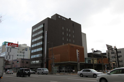 【外観】 | 日進青森ビル（旧青森第一生命ビルディング）