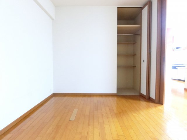 グレイスランドマーク堺光明池の洋室