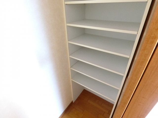 グレイスランドマーク堺光明池の収納