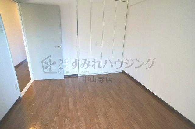 ゼフィール宝塚の寝室