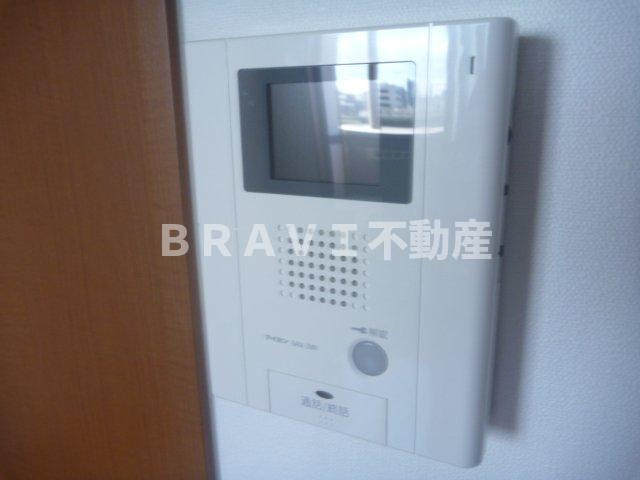 クイーンライフ東今里　BRAVI不動産のセキュリティ|【クイーンライフ東今里】モニター付きインターホン