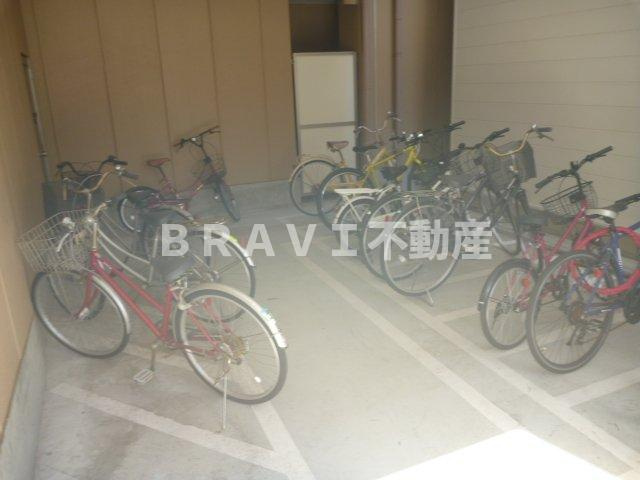 クイーンライフ東今里　BRAVI不動産のその他共用部分|【クイーンライフ東今里】駐輪場