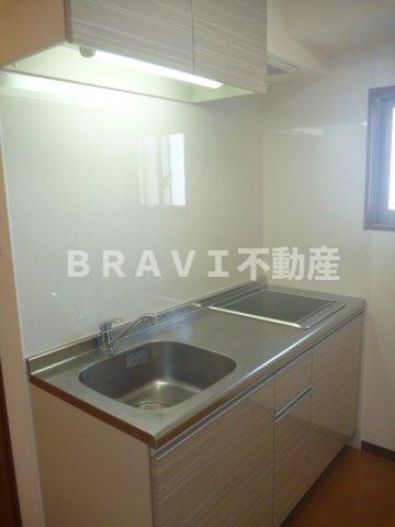 クイーンライフ東今里　BRAVI不動産のキッチン|【クイーンライフ東今里】キッチンです