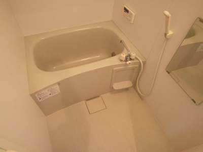 【浴室】 | スペラーレ | 風呂