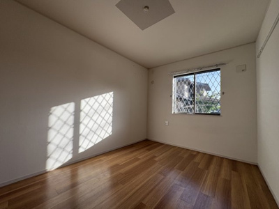 【洋室】 | ラインハイト