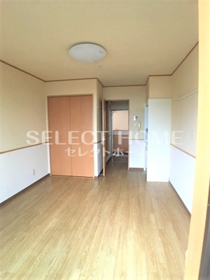 【寝室】 | メゾン石川B | 落ち着いて過ごせるお部屋なので、寝室にいかがでしょうか
同型タイプ