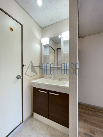 グリーンヒル新宿の洗面所