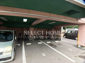 【駐車場】 | 車をお持ちの方に嬉しい駐車場付きの物件です
