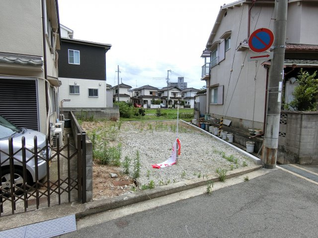 明石市魚住町清水 売土地の前面道路含む現地写真