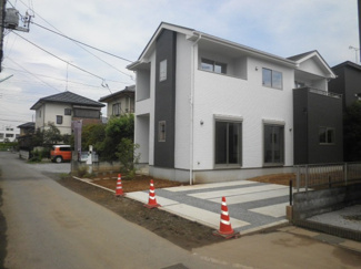【前面道路含む現地写真】 | 前面道路含む現地写真です