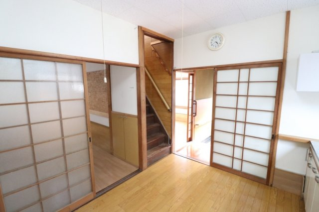 熊谷一丁目戸建の居間・リビング
