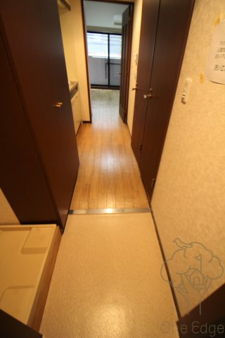 シャトー西天満の玄関
