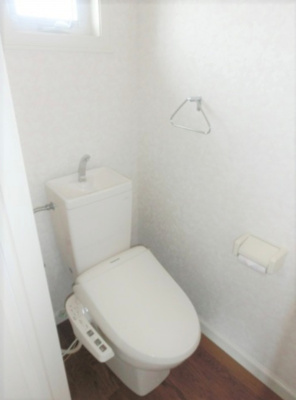 【トイレ】 | アンズ・アベニュー | ゆったりとした空間のトイレです