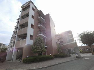 【外観】 | こどもの国線、東急田園都市線、JR横浜線の３路線「長津田」駅徒歩8分、神奈川中央交通「長津田厚生総合病院」停徒歩3分！