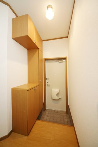 サンコリーヌ　Bの玄関