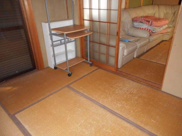 和歌山市田尻・中古戸建・54122の和室