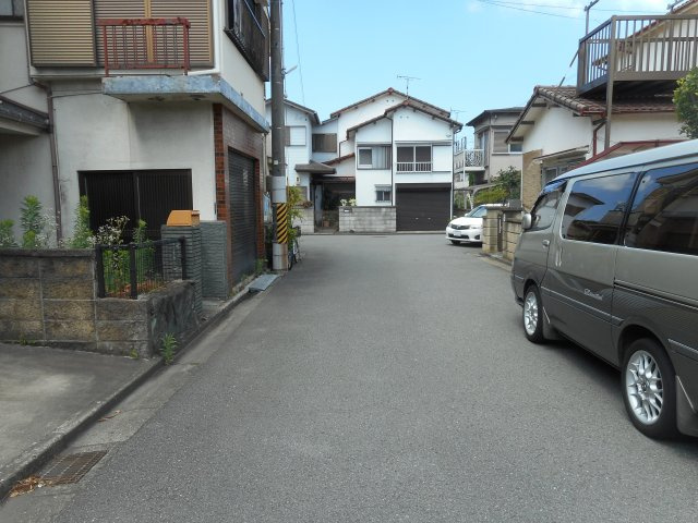 和歌山市田尻・中古戸建・54122の前面道路含む現地写真