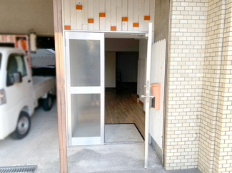【玄関】 | プロスペアー祐天寺 | 店舗出入口