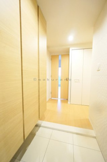 【玄関】 | アルビオ・ガーデン手稲駅前 | ※写真は同建物・他タイプ。