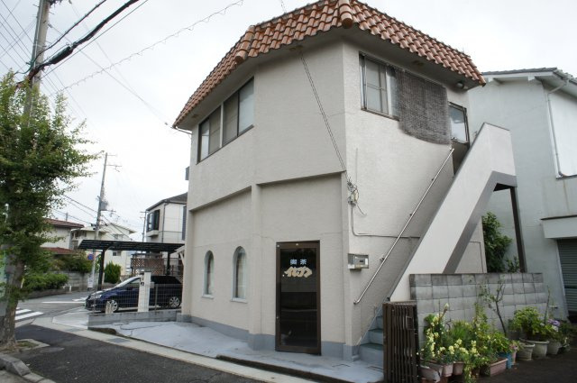 西明石町2丁目貸店舗の外観