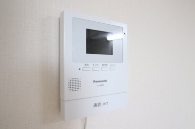  | フレグランス三ツ沢C