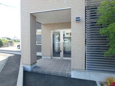 【エントランス】 | ウェッジコート