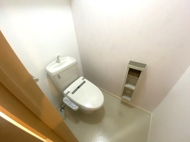 シャーメゾンサランBのトイレ