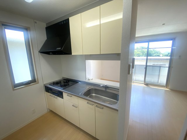 シャーメゾンサランBのキッチン