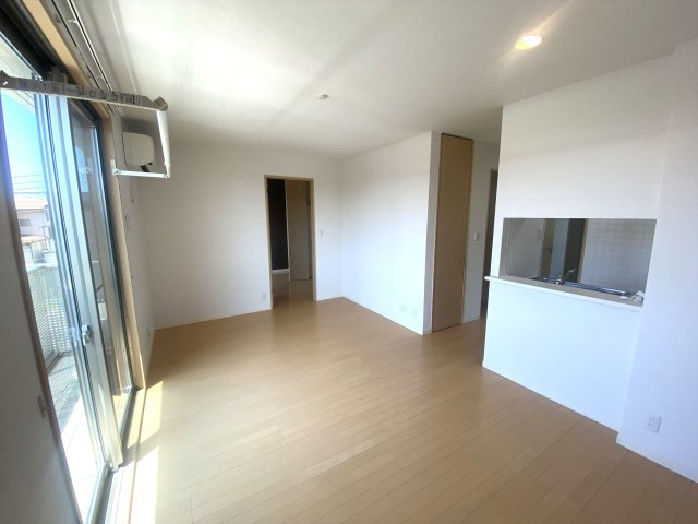 シャーメゾンサランBの居間・リビング