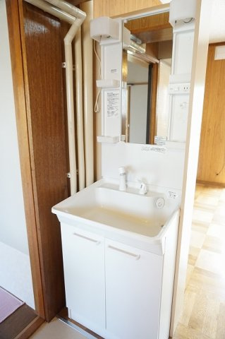 カームネスの独立洗面台