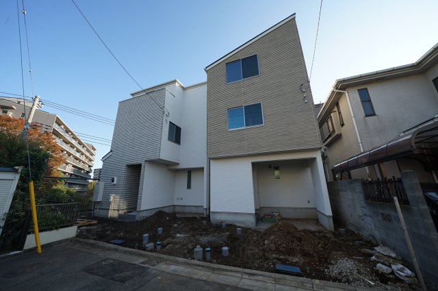 保土ヶ谷区仏向西　全２棟　新築戸建【成約】の外観