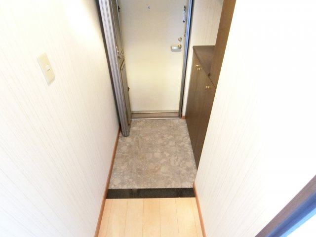 グリーンコーポ和泉中央の玄関