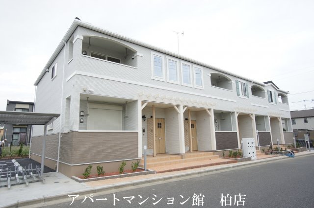 エンシーナの外観