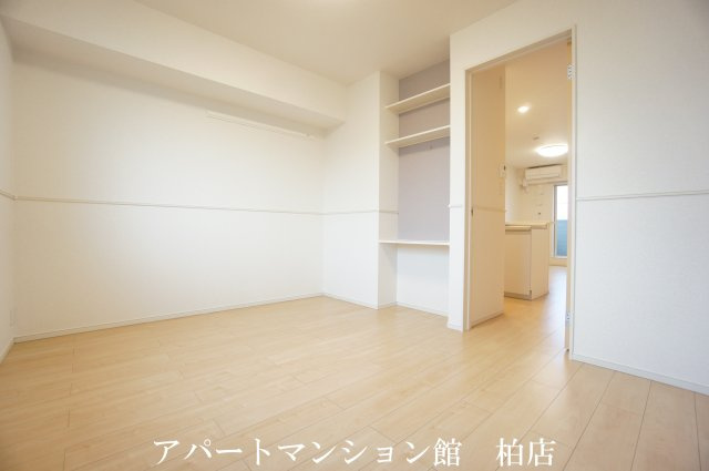 エンシーナの寝室
