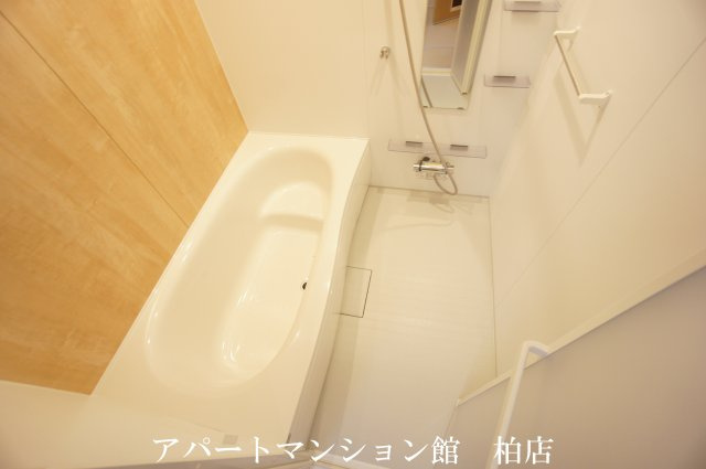 エンシーナの浴室