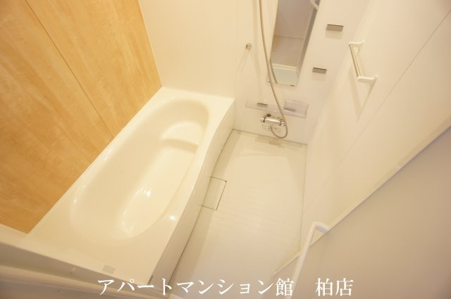 エンシーナの浴室