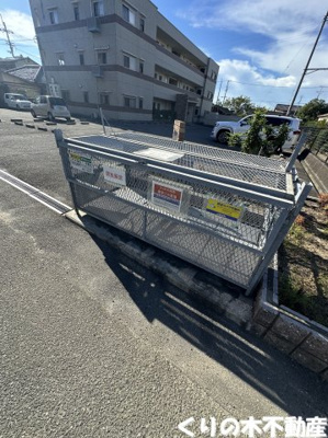 【その他共用部分】 | フィネス河南 | 敷地内ゴミ置き場あります