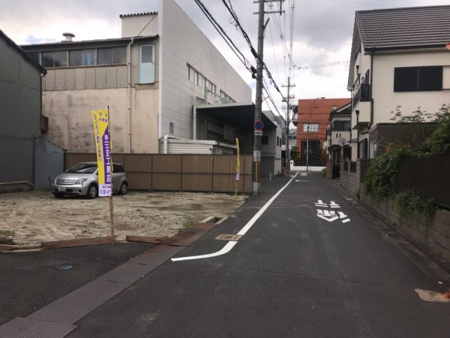 グラッド・タウン氷野２丁目　の前面道路含む現地写真