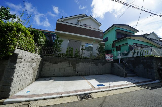 保土ヶ谷区上菅田町 　新築戸建て【成約】の外観|都心につながる相鉄線「西谷」駅徒歩圏内。