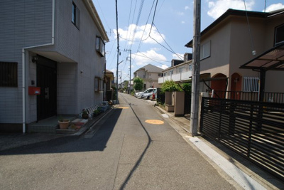 【前面道路含む現地写真】 | 国分寺市東恋ヶ窪売地