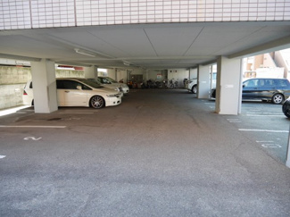 【駐車場】 | スペーステック井尻の駐車場