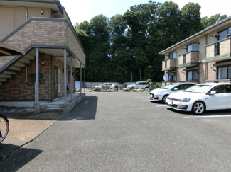 【駐車場】